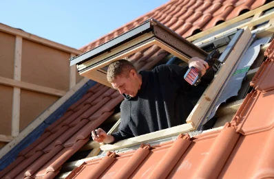 Pose de fenêtres de toit Velux à Etsaut
